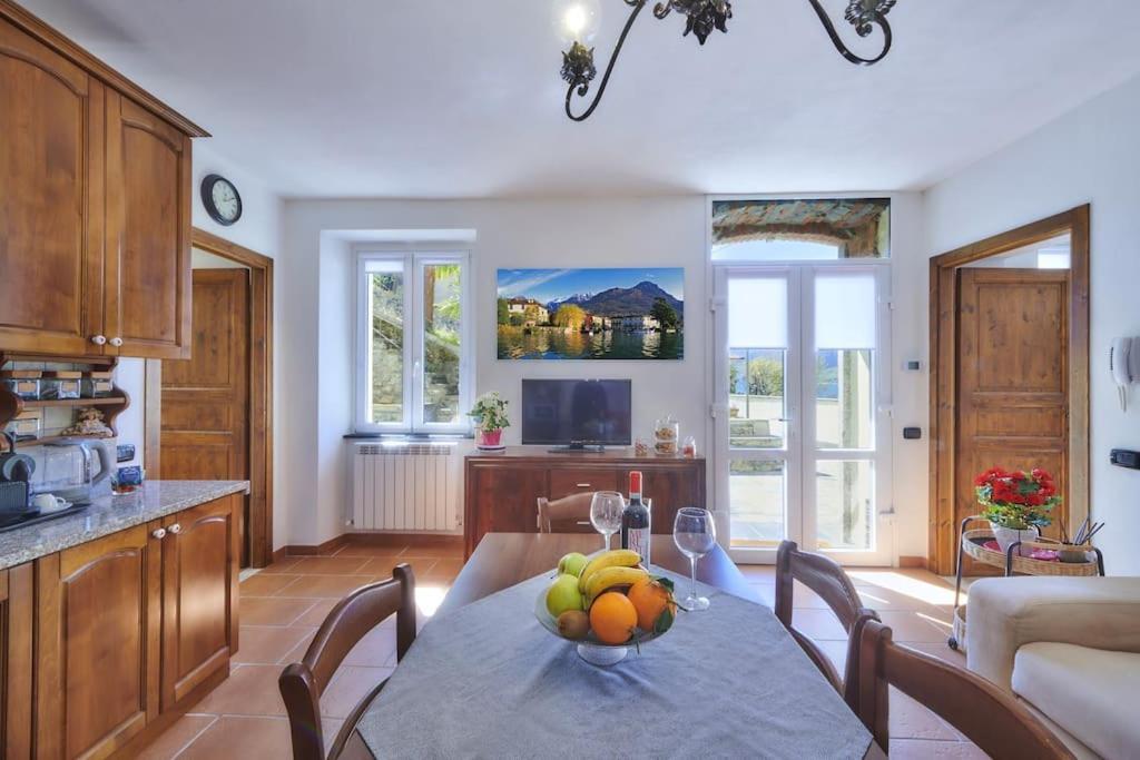 Casa Ducale Como Lake View Mandello del Lario Esterno foto